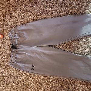 Under Armour boys joggers size YL